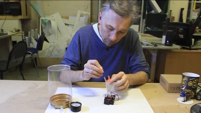 Дым машинка для модели танка. смотреть онлайн