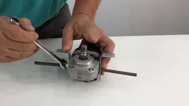 Esta AMOLADORA angular se Unio con este HOMBRE para hacer una IDEA BRILLANTE смотреть онлайн