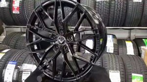 Диск Replica style Vorsteiner V FF107 VS 688 Gloss Black