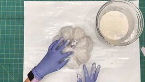 Декоративная тыква из папье маше