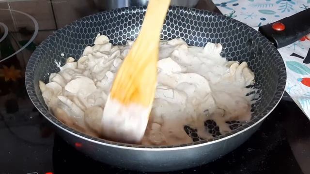 Распаковка подарка от Cookpad. Папарделле с грибами и курицей и рулетики с песто.