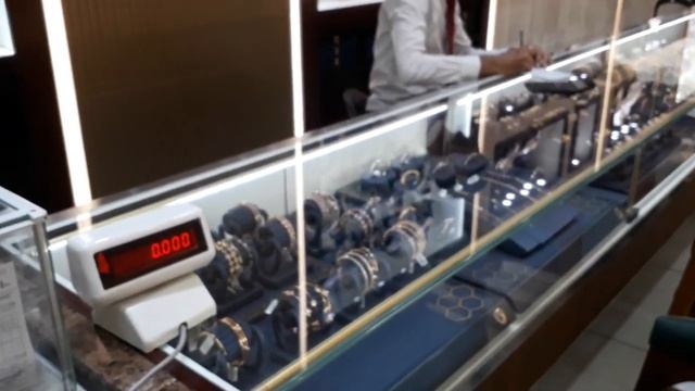 Золотые украшения в Индии - это произведения искусства!! смотреть онлайн