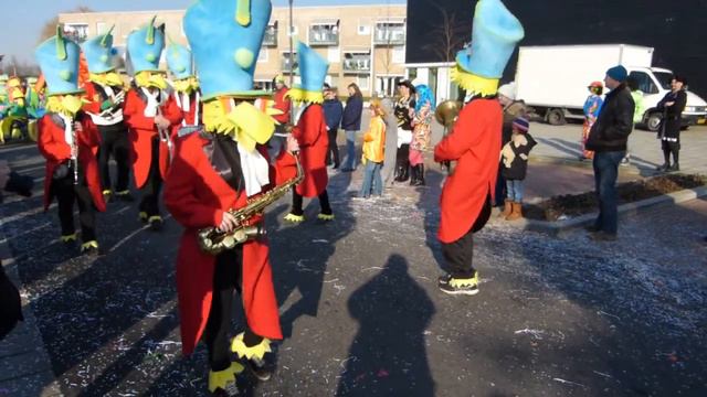 Carnaval Sas van Gent 2015 смотреть онлайн