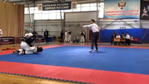 Поединок М.Авдошина и М.Полохина