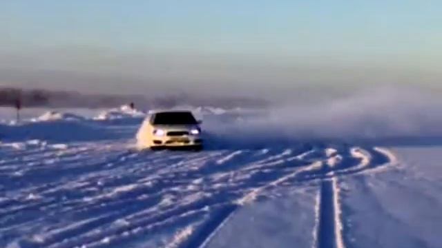 B4 на снегу смотреть онлайн