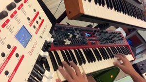 Ferrofish B4000+ and HK Rotosphere   VS   Nord Stage 3 Organ