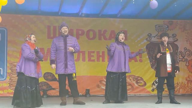 ПОД ГОРОДОМ ГОРЬКИМ смотреть онлайн