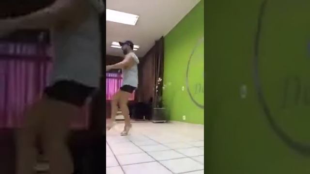 Как танцуют мужчины