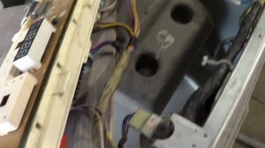 Стиральная машина LG не отжимает.