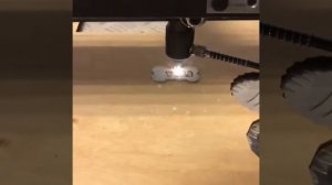 Гравировка нержавеющей стали co2 лазер Gregor Master Factory