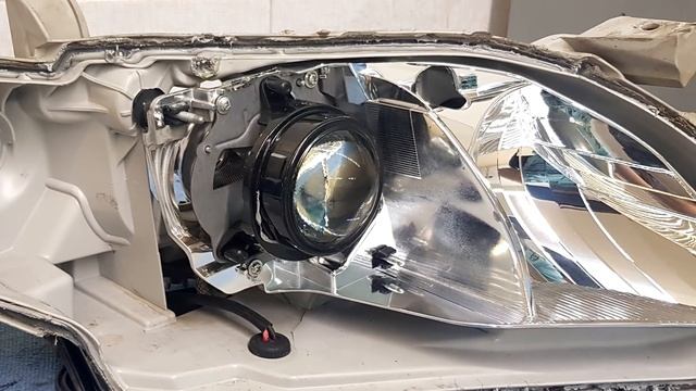 Как сэкономить $ при замене линз и ремонте фар. Пример с TOYOTA CAMRY смотреть онлайн