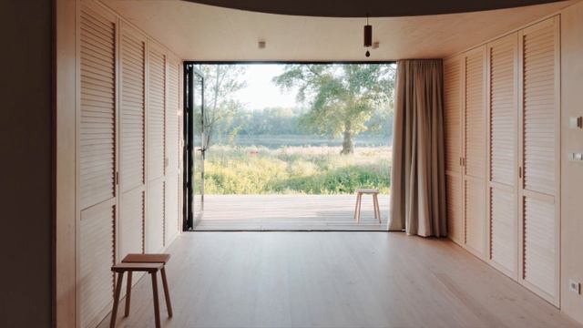 Beautiful Hybrid Yurt Cabin - (Minimal European style) смотреть онлайн