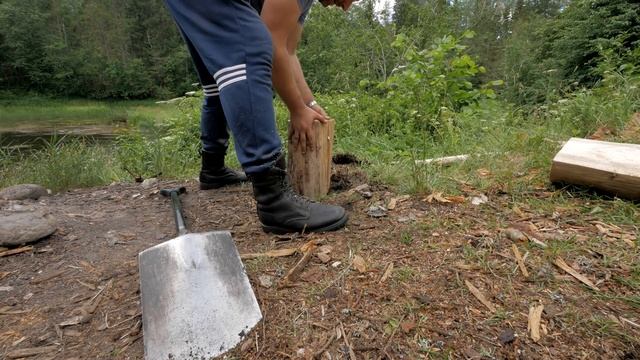 Отдых в лагере на ДИКОЙ реке. Готовим ЯИЧНИЦУ в ПАПРИКЕ и мясо в казане. Серия 2 смотреть онлайн