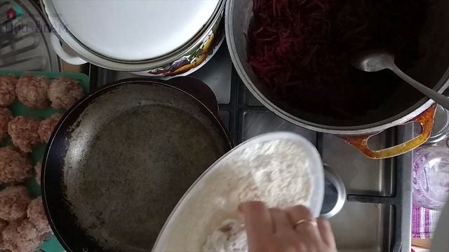 ТЕФТЕЛИ С ПОДЛИВКОЙ ИЗ СВЕКЛЫ