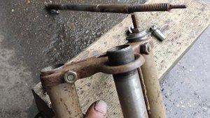 Устройство вилки мопеда "Рига-1"