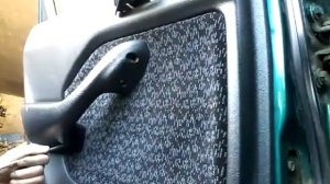 Как снять обшивку карту задней двери HONDA ACCORD(1995)demontaz boczka drzwi tyl/door panel removal