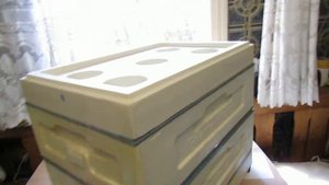 про теплое дно улья с двумя летками и как сформировать на пасеке отводок пчел без слета летной пчелы