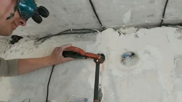 Надежное Соединение проводов в РасПределительной коробке Сварка проводов ГраФитовым электродом