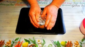 Тыква запеченная с изюмом, курагой и рисом.