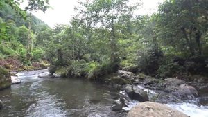 Любителям бани посвящается))) ч.1 Русская баня у горной реки в Грузии.