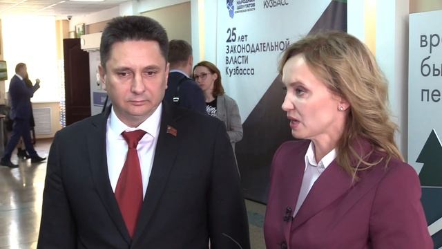 Елена Малышева обратилась к кузбасским депутатам за поддержкой новой законодательной инициативы смотреть онлайн