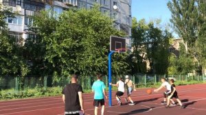 БАСКЕТБОЛИСТ ПРИТВОРИЛСЯ БОТАНОМ НА БАСКЕТБОЛЕ #2