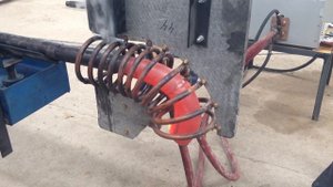 Установка для изготовления крутоизогнутых отводов. Процесс нагрева.