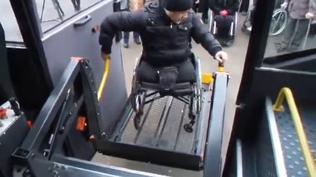 Автобус для инвалидов смотреть онлайн