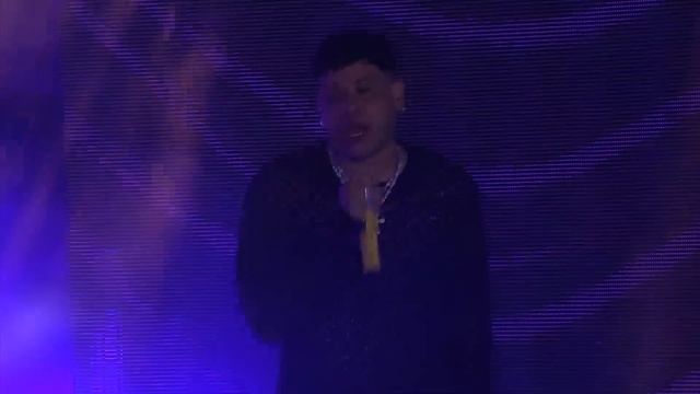 Yailin La Mas Viral ❌ Shadow Blow - Solo Tu Y Yo (En Vivo de Los Premios Heat 2023) смотреть онлайн