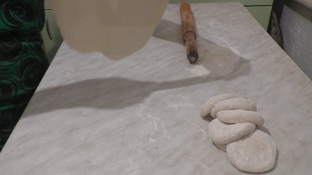 Чебуреки, от крымской гречанки. Обязательно надо попробовать!!! смотреть онлайн