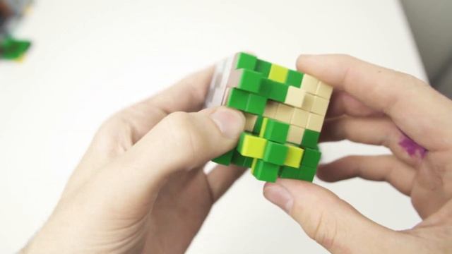 САМЫЙ ПЕРВЫЙ LEGO МАЙНКРАФТ НАБОР! Обзор на Minecraft Micro World 21102