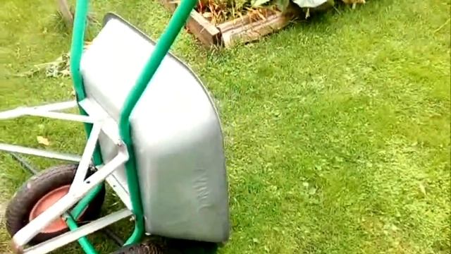 Тачка садовая двухколёсная VINCO
