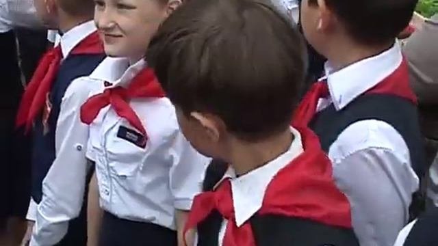 Приём в пионеры