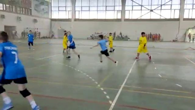 "Авиатор -2"(Ахтубинск)--"Восход-1"(Краснодар) 2 тайм .дети 2011 г.р. Тольятти июнь 2022 г. смотреть онлайн