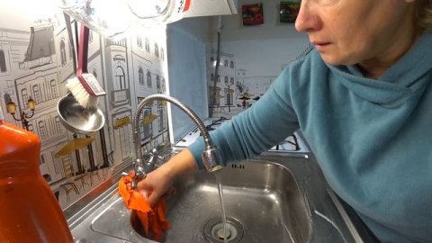 ВЫГОДНОЕ И ПРАКТИЧНОЕ СРЕДСТВО ДЛЯ МЫТЬЯ ПОСУДЫ BRANDFREE ?