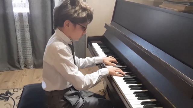 Чайковский "Мужик на гармонике играет", "Камаринская" смотреть онлайн