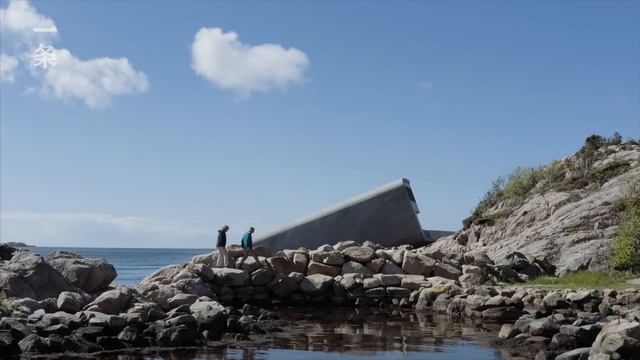 世界最大海底餐廳Under  The biggest underwater restaurant is booked up a year ahead смотреть онлайн