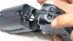 Супер оружейка(№35)- Травматический пистолет ПБ-4-2 Оса под патроны 18,5Х55