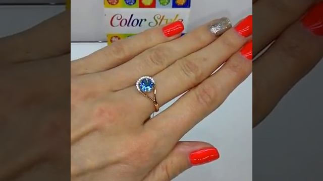 Золотое кольцо с топазом «Sky blue» смотреть онлайн