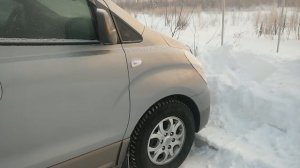 Заводим бензиновый хёндай Н-1 в минус 26))