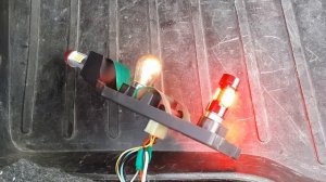 Сравнение светодиодных ламп P21/5W двух разных китайских производителей