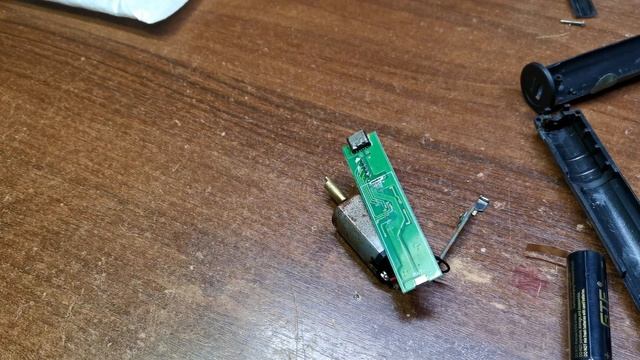 Как разобрать триммер и заменить аккумулятор без лишних трудностей смотреть онлайн