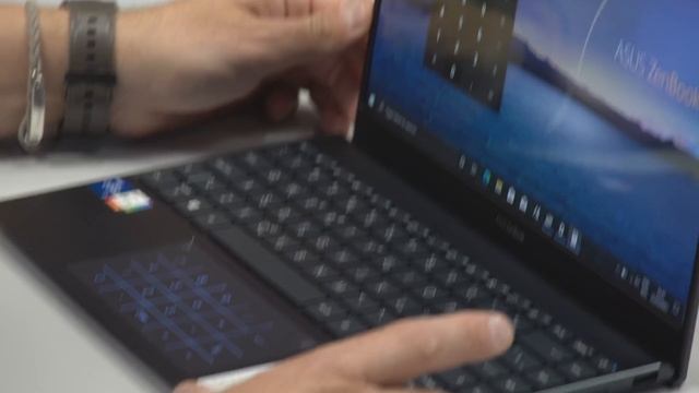 TryMe NOW: Asus ZenBook 13 смотреть онлайн