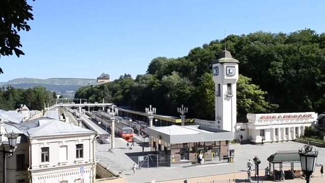 Кисловодск. ЖД вокзал. 5 июля 2023. смотреть онлайн