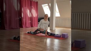 Как дотянуть продольный шпагат, если остаётся несколько см, а прогресса давно нет ?