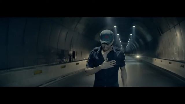 Enrique Iglesias   Bailando Español ft  Descemer Bueno, Gente De Zona