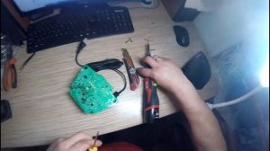 переделка зарядного устройства 110v milwaukee m12 48-59-2401 на напряжение 220в.