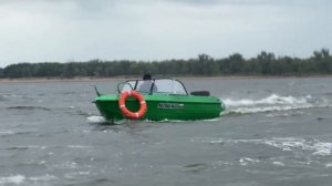 Лодка Тактика 490 дс  в свежею погодку