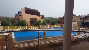 Аниматоры жгут!!После песчаной бури.Отель Венера ресорт посёлок Витязево!Смотреть всем логотип конц