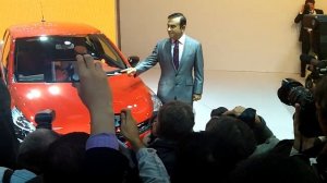 Renault-Nissan Alliance Carlos Ghosn introduces the New Renault Clio